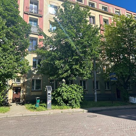 City Apartment Czestochowa Centrum 2-Bedroom Bagian luar foto